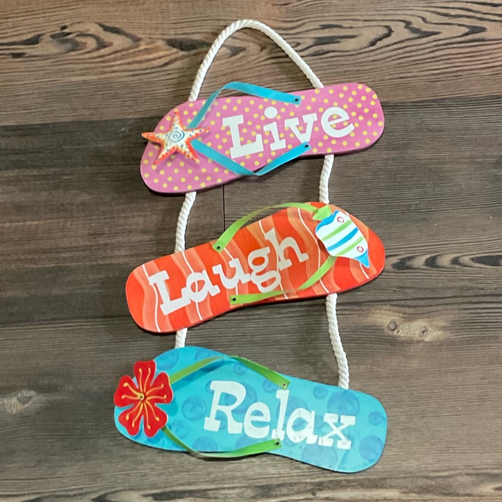Live Laugh Relax Flip Flop Sign - Picture 2 of 3